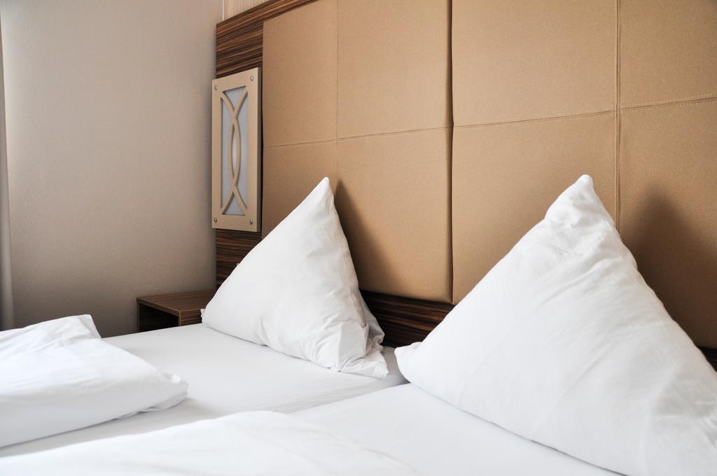 Erde Hotel Эрланген Экстерьер фото